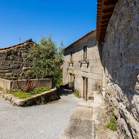 Casa Da Capela - House With Infinity Pool By House And People * Soutelo (Braga)
